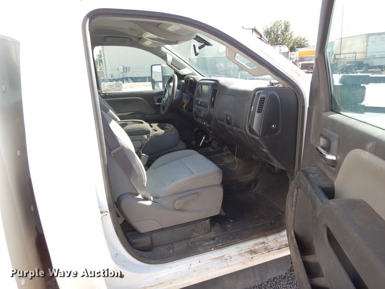 image for item DR1276 2017 GMC Sierra 3500HD  service bed pickup truck