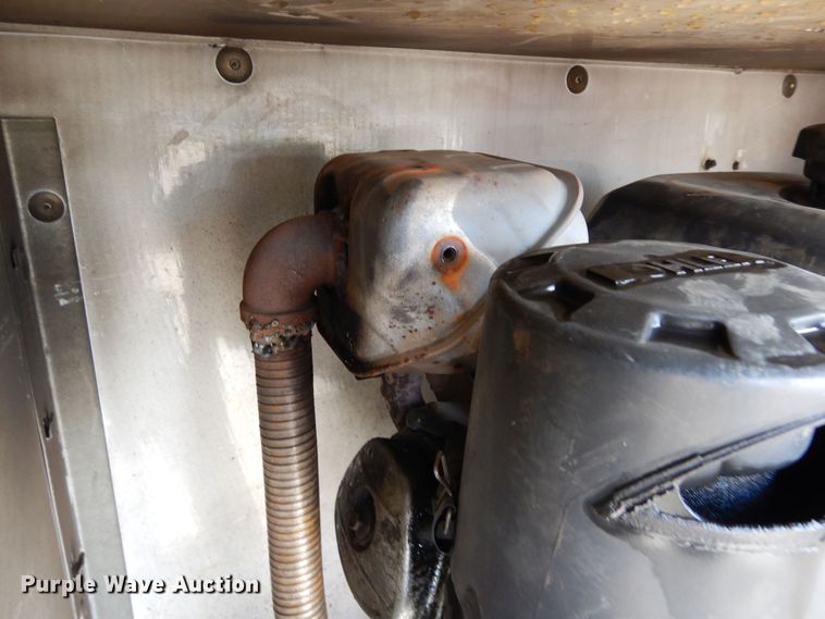 image for item DR1276 2017 GMC Sierra 3500HD  service bed pickup truck