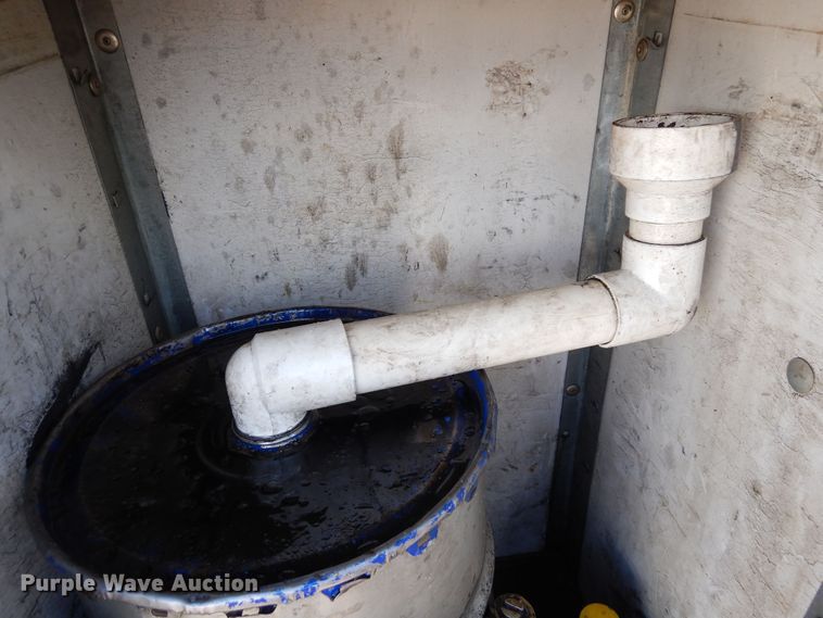 image for item DR1276 2017 GMC Sierra 3500HD  service bed pickup truck