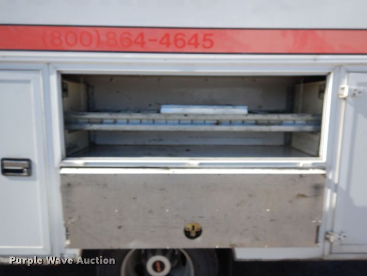 image for item DR1276 2017 GMC Sierra 3500HD  service bed pickup truck