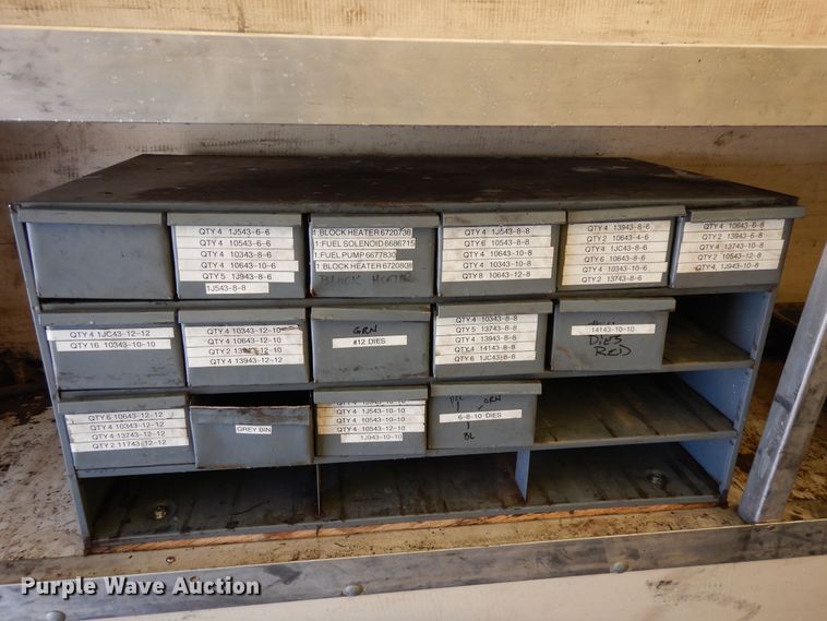 image for item DR1276 2017 GMC Sierra 3500HD  service bed pickup truck