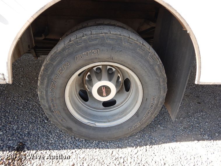 image for item DR1276 2017 GMC Sierra 3500HD  service bed pickup truck