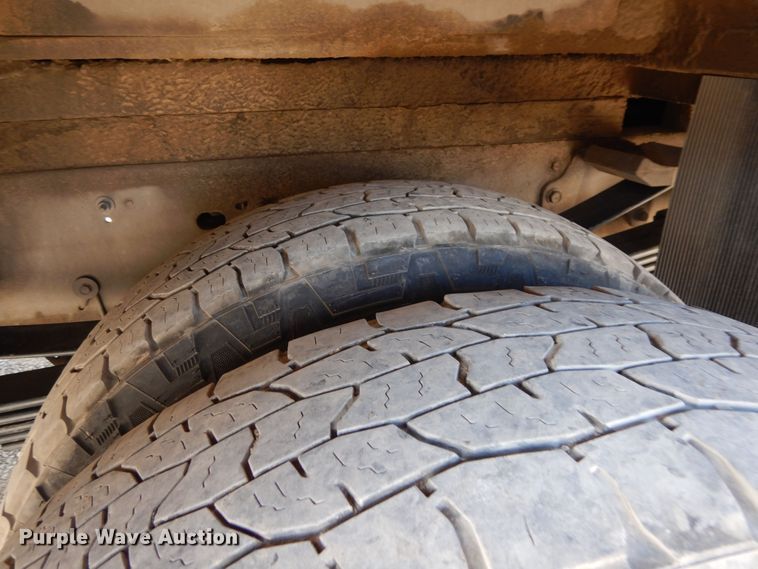 image for item DR1276 2017 GMC Sierra 3500HD  service bed pickup truck