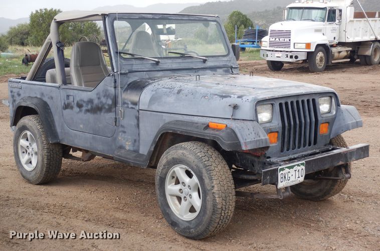 image for item DR1290 1989 Jeep Wrangler  SUV