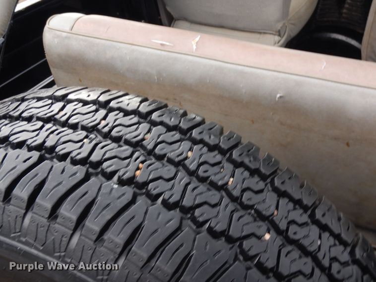 image for item DR1290 1989 Jeep Wrangler  SUV