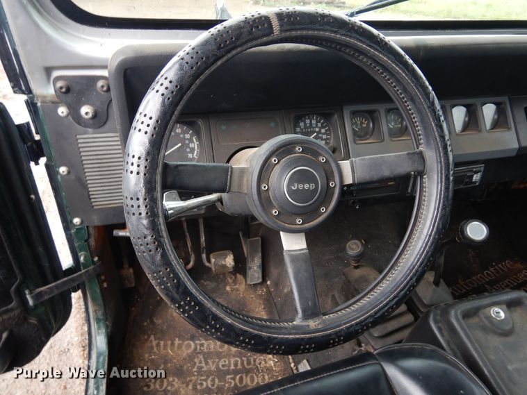 image for item DR1291 1987 Jeep Wrangler  SUV