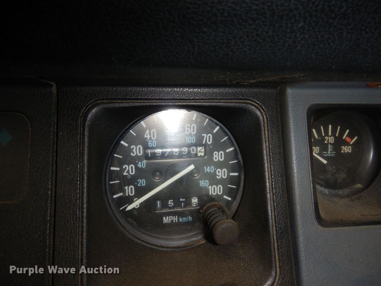 image for item DR1291 1987 Jeep Wrangler  SUV