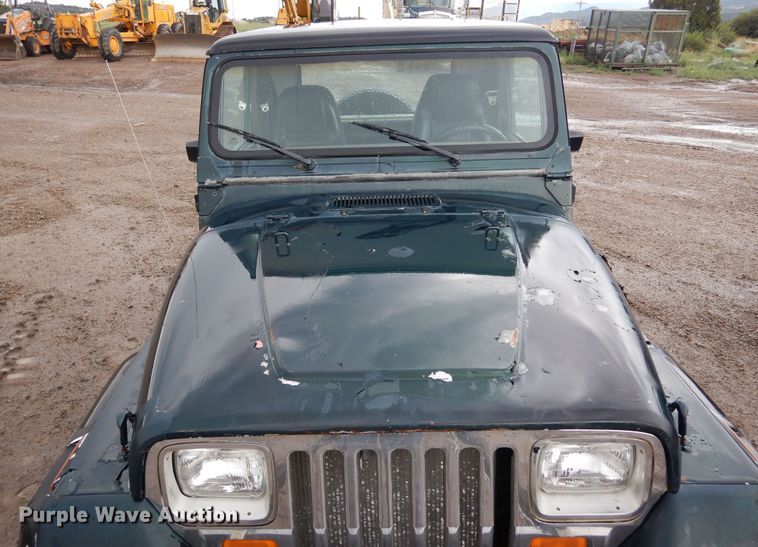 image for item DR1291 1987 Jeep Wrangler  SUV