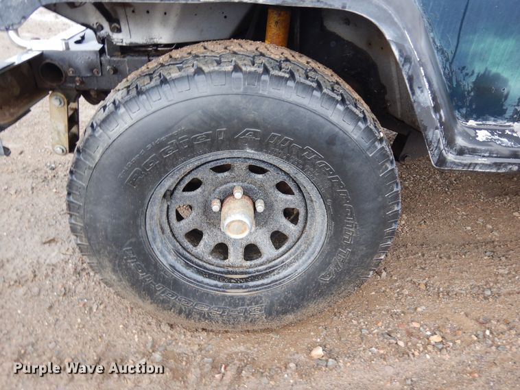 image for item DR1291 1987 Jeep Wrangler  SUV