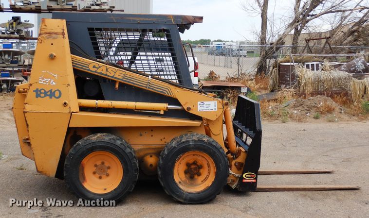 image for item DR1313 1999 Case 1840  skid steer loader