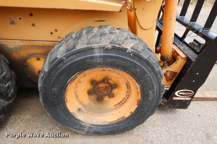 image for item DR1313 1999 Case 1840  skid steer loader