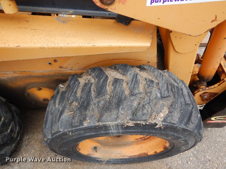 image for item DR1313 1999 Case 1840  skid steer loader