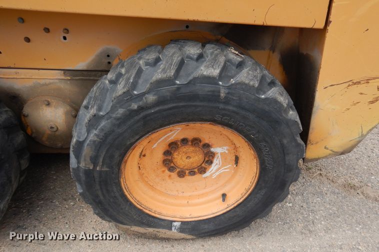 image for item DR1313 1999 Case 1840  skid steer loader