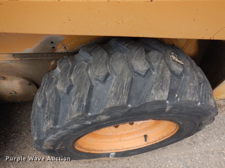 image for item DR1313 1999 Case 1840  skid steer loader