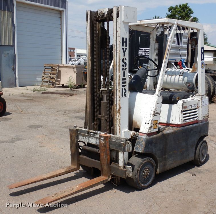 image for item DR1314 Hyster 40  forklift