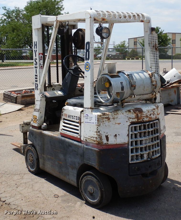 image for item DR1314 Hyster 40  forklift