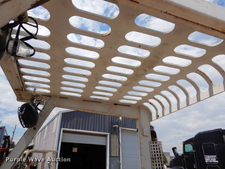 image for item DR1314 Hyster 40  forklift