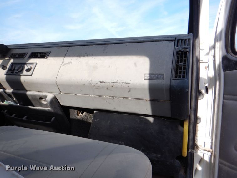 image for item DS8129 1999 Freightliner FL70  truck cab and chassis