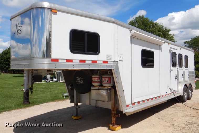 image for item DS8145 2005 Kiefer Built Genesis X-380  livestock trailer