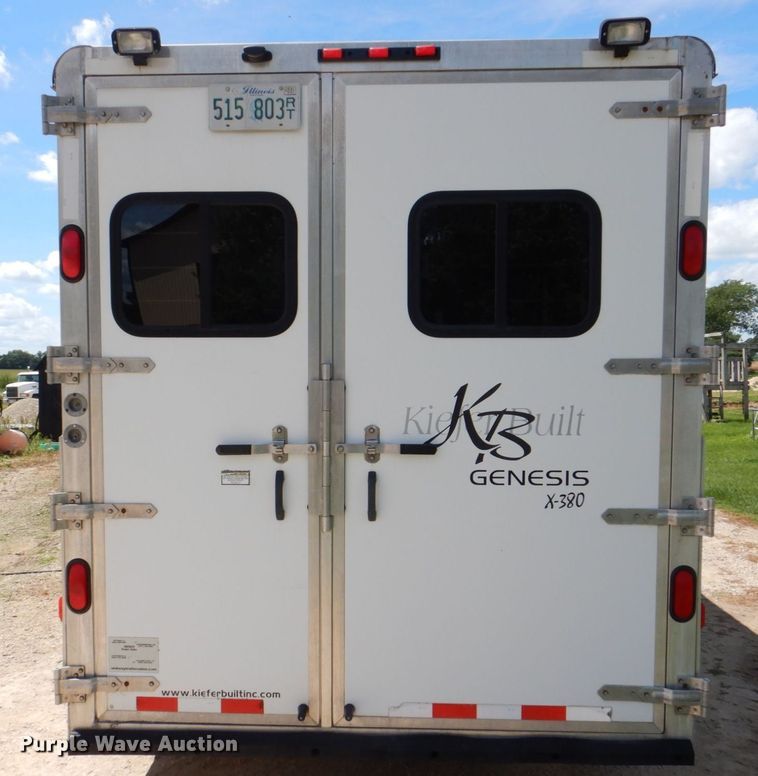 image for item DS8145 2005 Kiefer Built Genesis X-380  livestock trailer