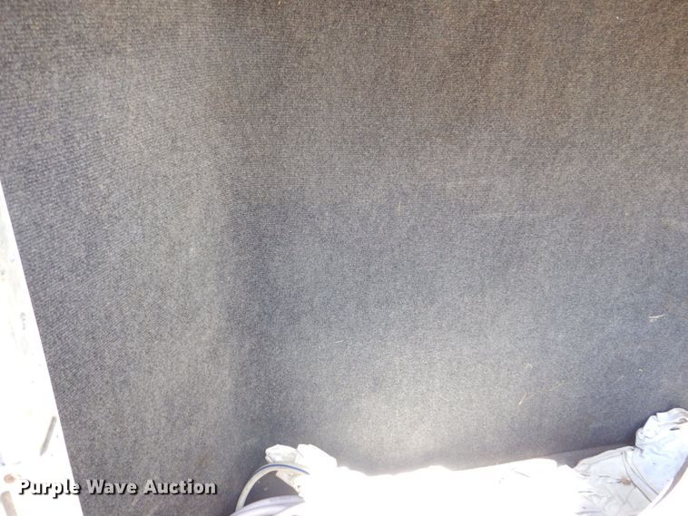 image for item DS8145 2005 Kiefer Built Genesis X-380  livestock trailer