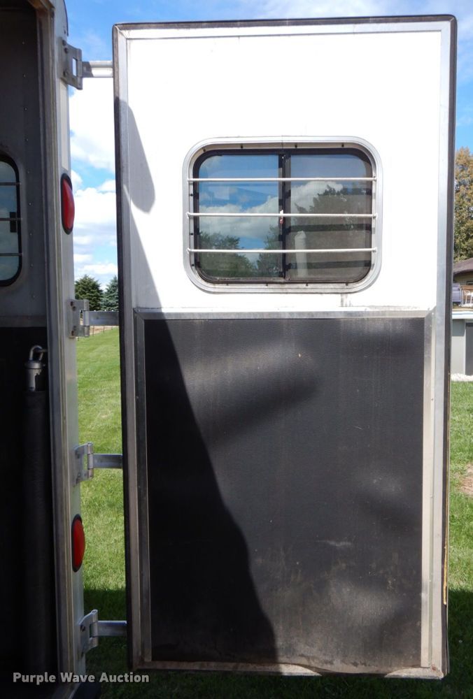 image for item DS8145 2005 Kiefer Built Genesis X-380  livestock trailer