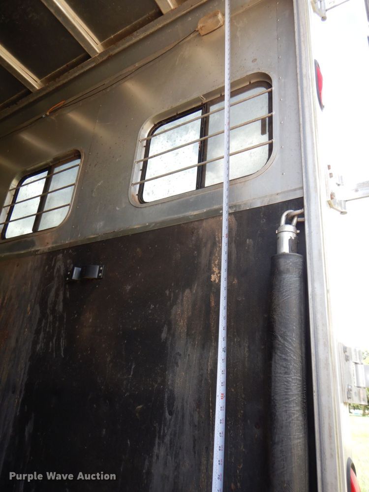 image for item DS8145 2005 Kiefer Built Genesis X-380  livestock trailer