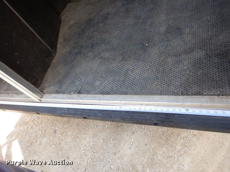 image for item DS8145 2005 Kiefer Built Genesis X-380  livestock trailer