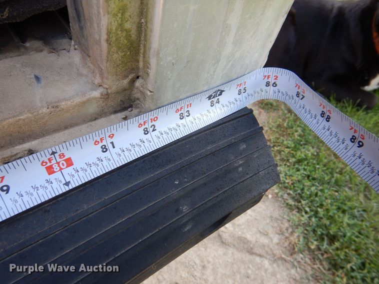 image for item DS8145 2005 Kiefer Built Genesis X-380  livestock trailer