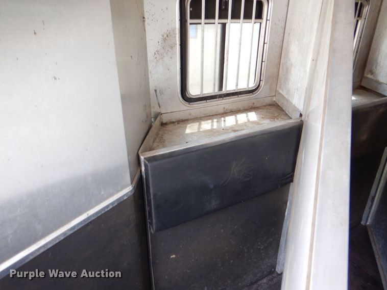 image for item DS8145 2005 Kiefer Built Genesis X-380  livestock trailer