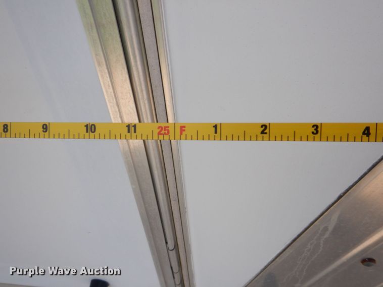 image for item DS8145 2005 Kiefer Built Genesis X-380  livestock trailer