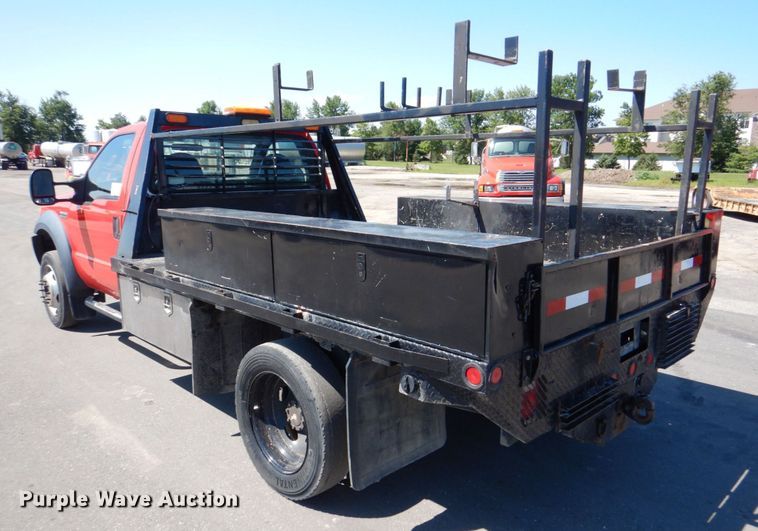 image for item DS8157 2007 Ford F450 Super Duty XL  flatbed truck