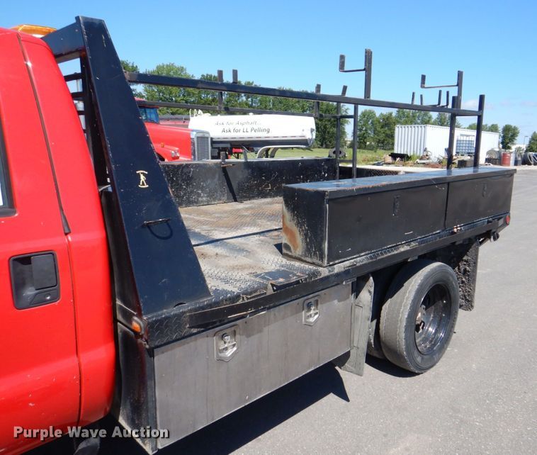image for item DS8157 2007 Ford F450 Super Duty XL  flatbed truck