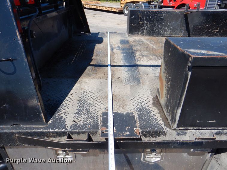 image for item DS8157 2007 Ford F450 Super Duty XL  flatbed truck