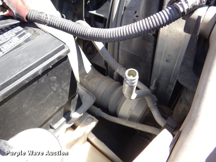 image for item DS8157 2007 Ford F450 Super Duty XL  flatbed truck