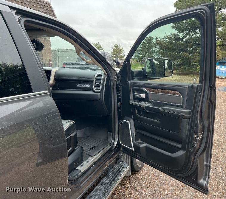 image for item DS8455 2019 Dodge Ram 2500  Mega Cab pickup truck