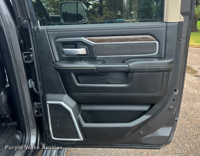 image for item DS8455 2019 Dodge Ram 2500  Mega Cab pickup truck