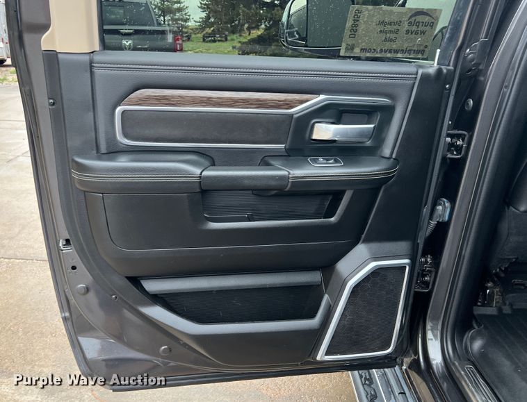 image for item DS8455 2019 Dodge Ram 2500  Mega Cab pickup truck