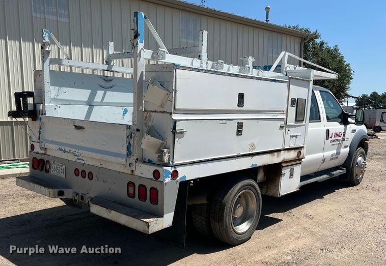 image for item DS8464 2007 Ford F550  Crew Cab utility / service truck