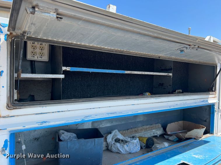 image for item DS8464 2007 Ford F550  Crew Cab utility / service truck