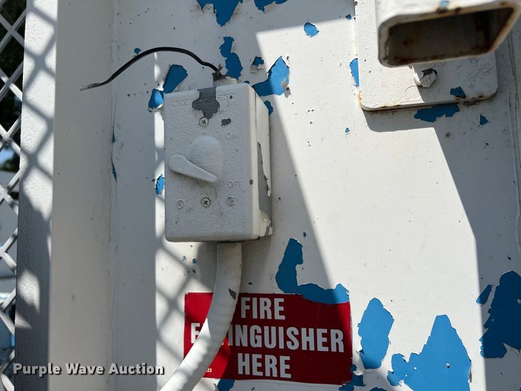 image for item DS8464 2007 Ford F550  Crew Cab utility / service truck