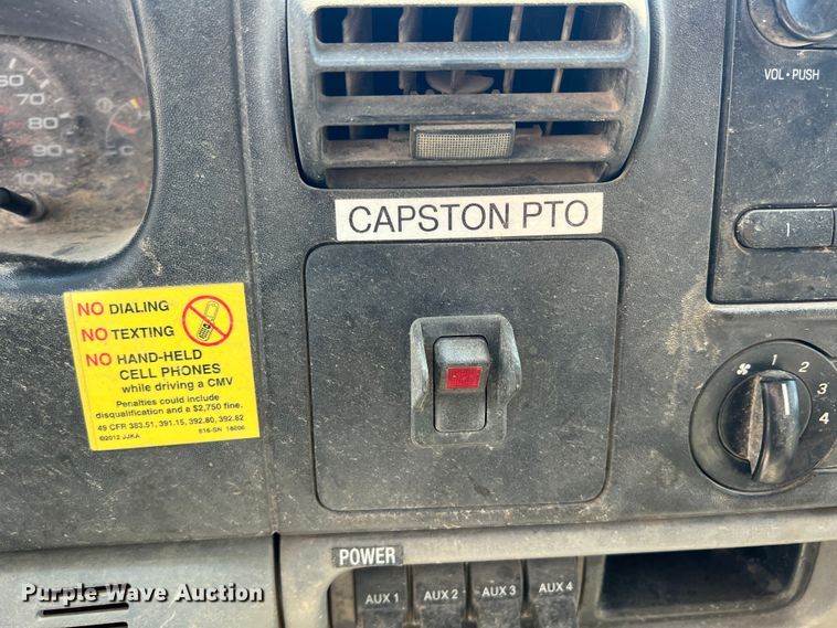 image for item DS8464 2007 Ford F550  Crew Cab utility / service truck