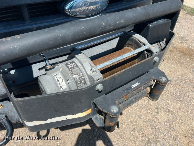 image for item DS8464 2007 Ford F550  Crew Cab utility / service truck