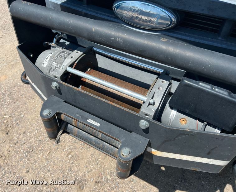 image for item DS8464 2007 Ford F550  Crew Cab utility / service truck