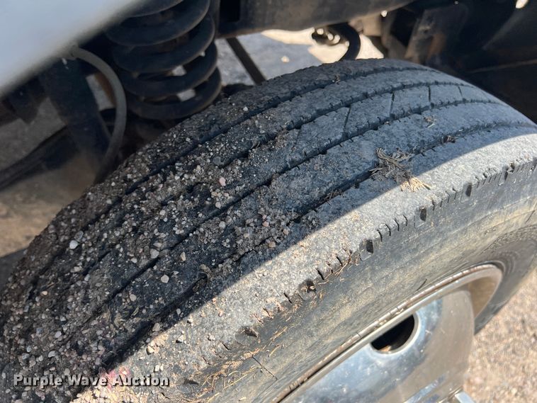 image for item DS8464 2007 Ford F550  Crew Cab utility / service truck