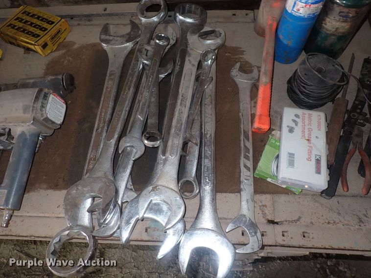 image for item IN9069 Tools