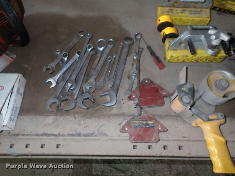 image for item IN9069 Tools