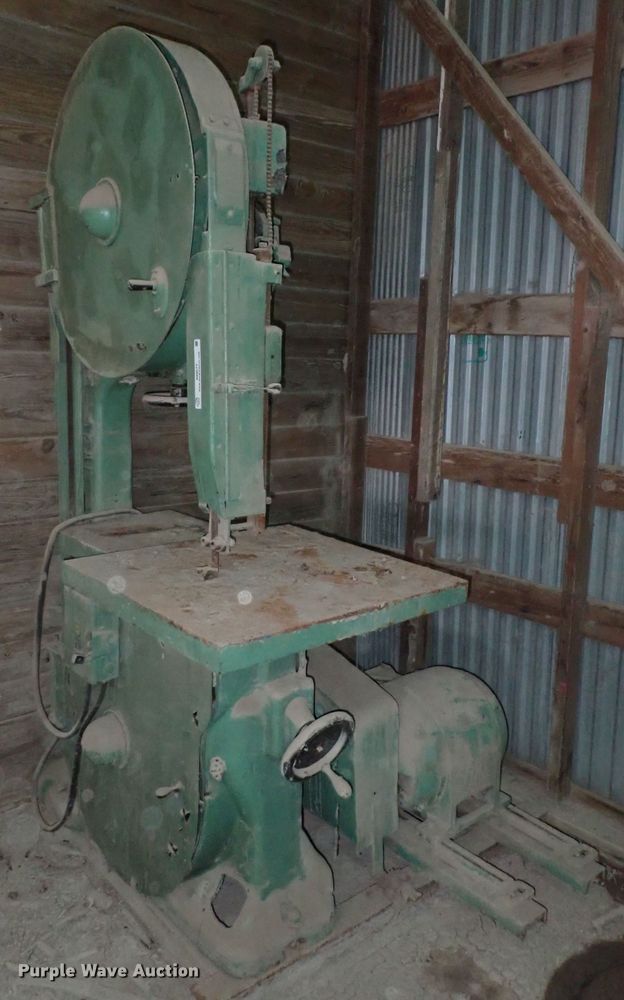 image for item IN9077 (2) bandsaws