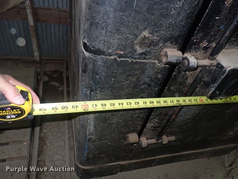 image for item IN9081 Steel storage container