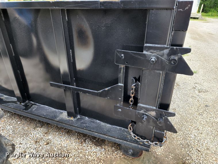 image for item JA9982 Roll-off container